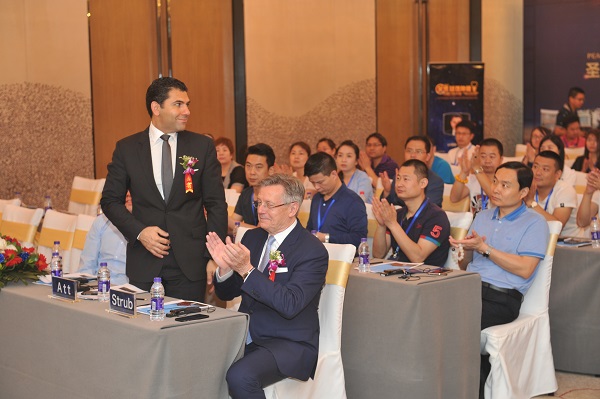 说明: F:\工作-西安\新闻\5.21会场\5.21外派\001\223NCD3S\WXD_1365.JPG